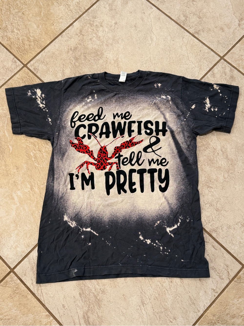 Feed Me Crawfish & Tell Me I'm Pretty Black Graphic T-Shirt Women’s M